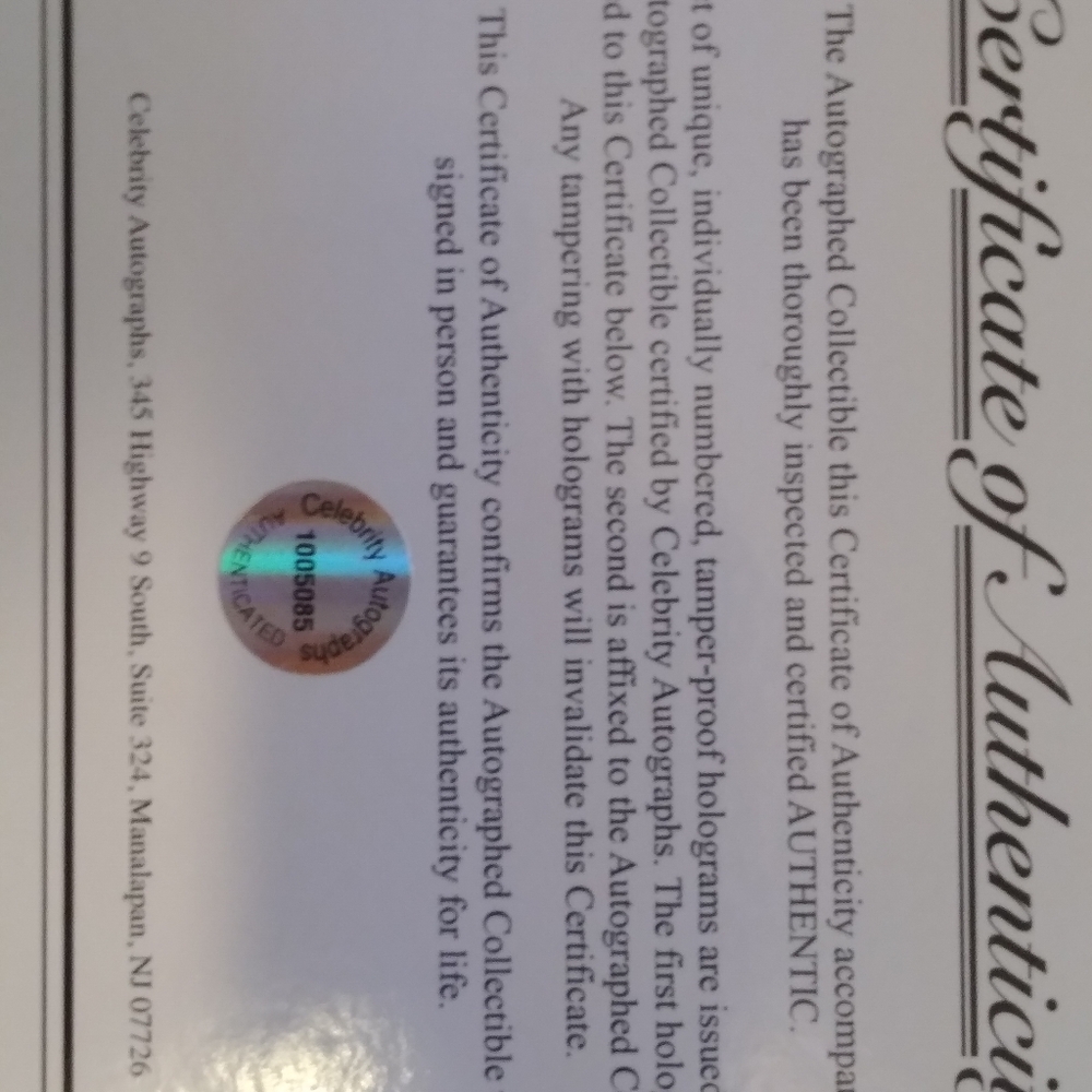 Autographed Rihanna Collectable - Picture 3 of 3